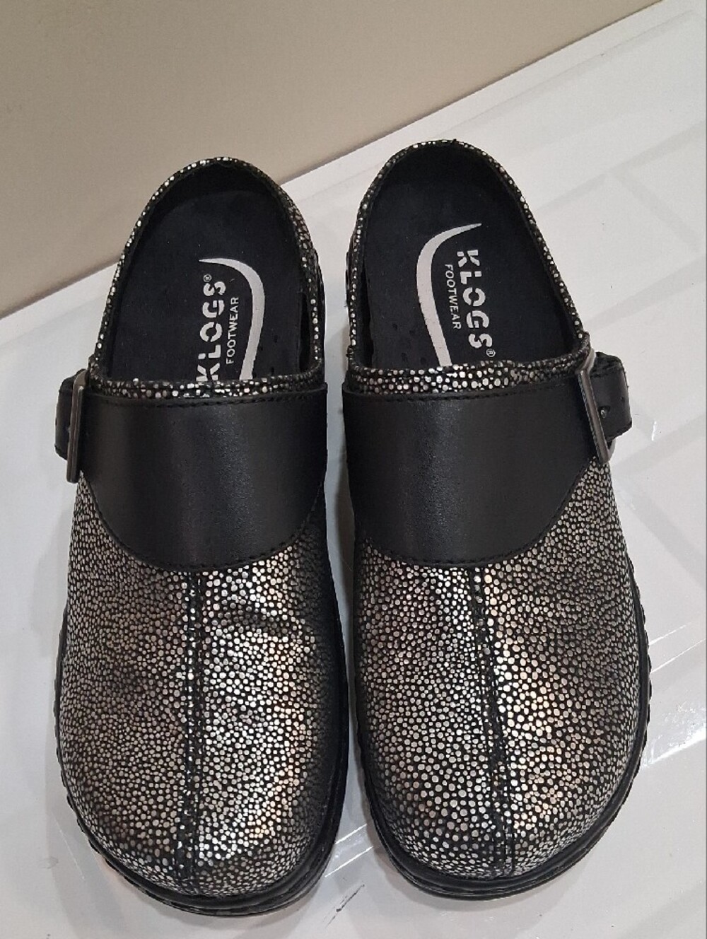 Klogs Black And Silver Speckled Leather Comfort Clogs/ Mules Size 7.5